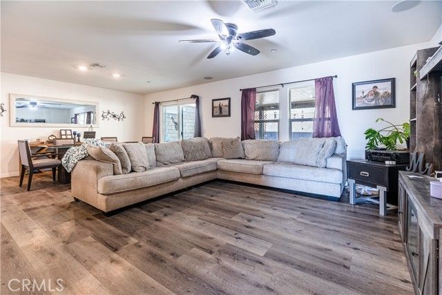 16664 Hawks Hill, Victorville, CA 92395