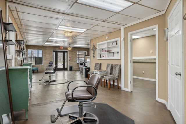100 S Main Street, Crandall, TX 75114