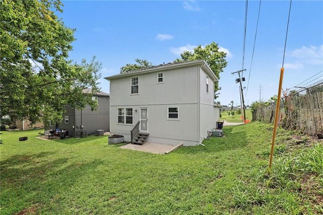 1112 E 81st Street, Kansas City, MO 64131