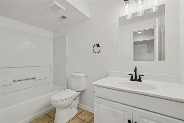 1112 E 81st Street, Kansas City, MO 64131
