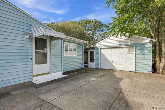 30 Wynnwood Avenue, Tonawanda, NY 14150