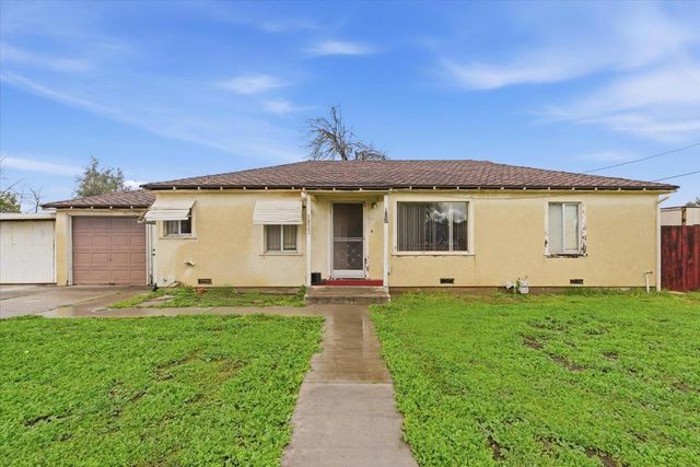 1833 Richard Way, Ceres, CA 95307