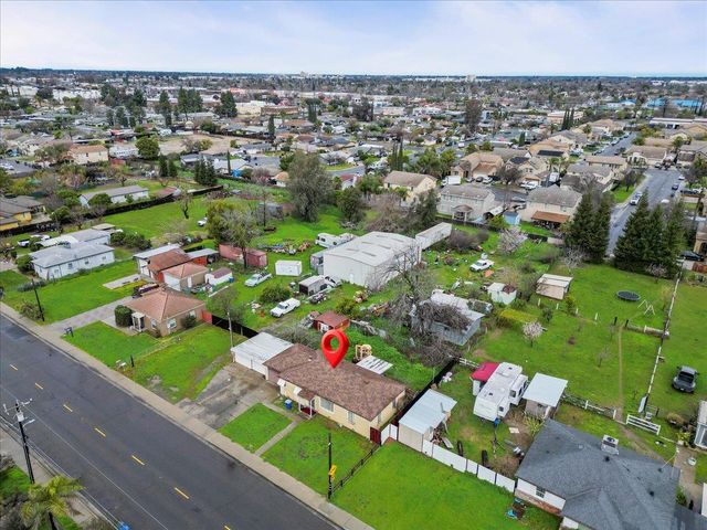 1833 Richard Way, Ceres, CA 95307