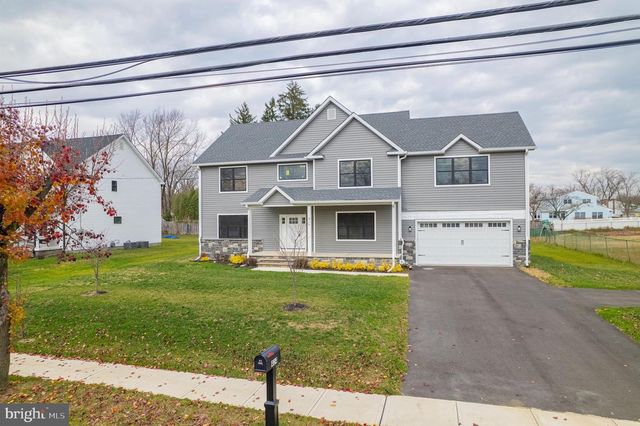 414 FLOCK, Hamilton, NJ 08619