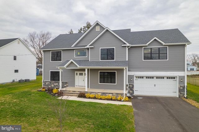 414 FLOCK, Hamilton, NJ 08619