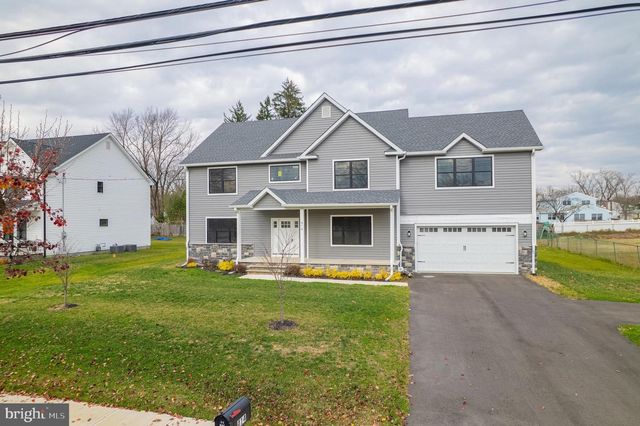 414 FLOCK, Hamilton, NJ 08619