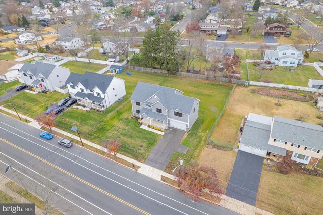 414 FLOCK, Hamilton, NJ 08619