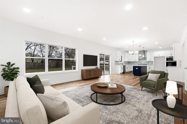 414 FLOCK, Hamilton, NJ 08619