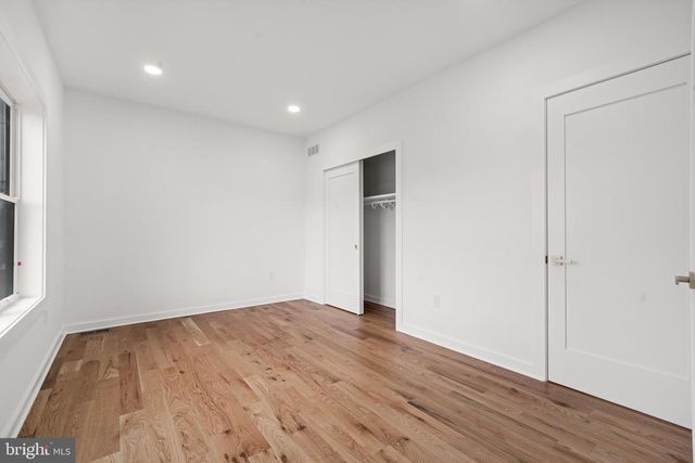 414 FLOCK, Hamilton, NJ 08619