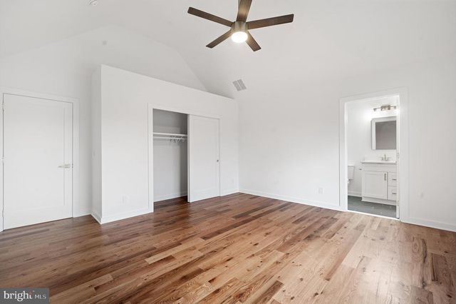 414 FLOCK, Hamilton, NJ 08619