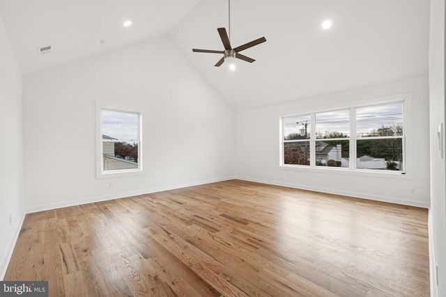 414 FLOCK, Hamilton, NJ 08619