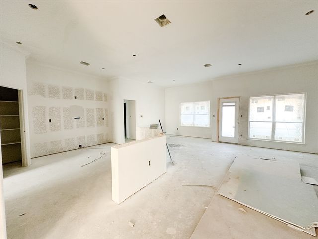 1400 Red Rock Road, Hewitt, TX 76643