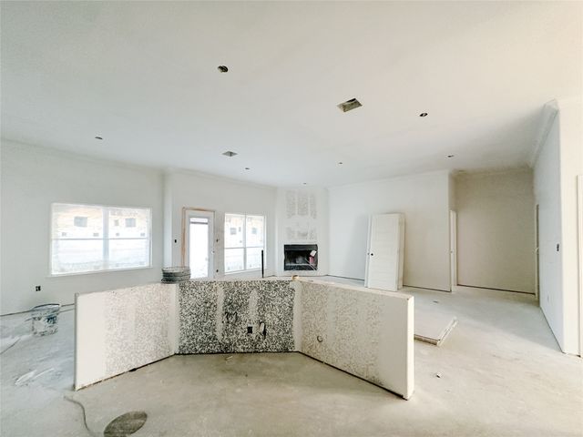 1400 Red Rock Road, Hewitt, TX 76643