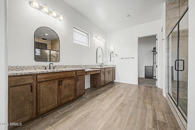 893 W SUPERSTITION Drive, San Tan Valley, AZ 85140