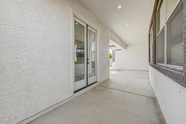 893 W SUPERSTITION Drive, San Tan Valley, AZ 85140