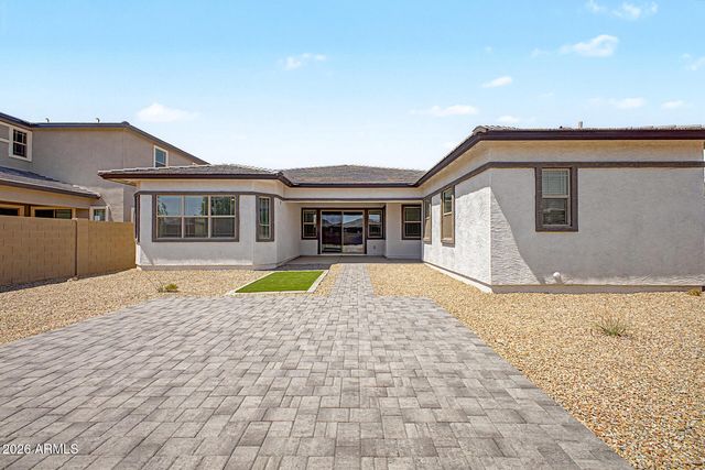 893 W SUPERSTITION Drive, San Tan Valley, AZ 85140