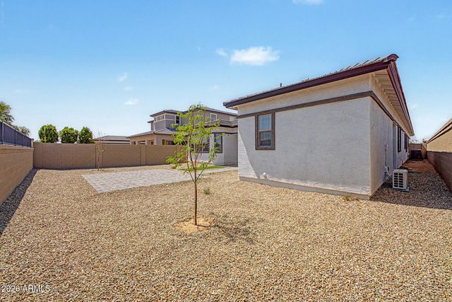893 W SUPERSTITION Drive, San Tan Valley, AZ 85140