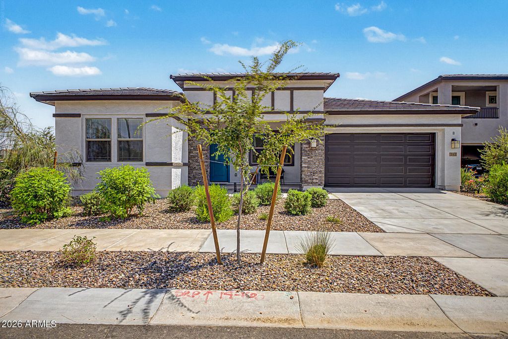 893 W SUPERSTITION Drive, San Tan Valley, AZ 85140 — photo 2