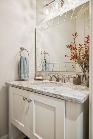 1943 Bristol Ct, Brentwood, TN 37027