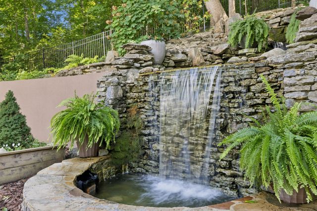 1943 Bristol Ct, Brentwood, TN 37027