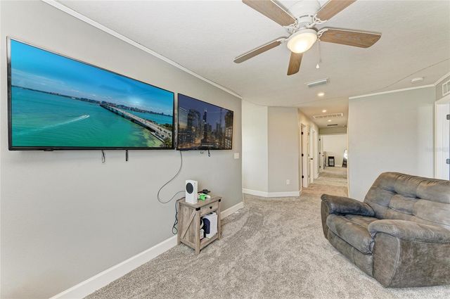 8523 RAIN LILY CROSSING, Parrish, FL 34219