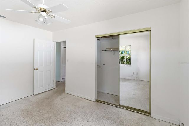 5013 OXFORD AVENUE N, St Petersburg, FL 33710