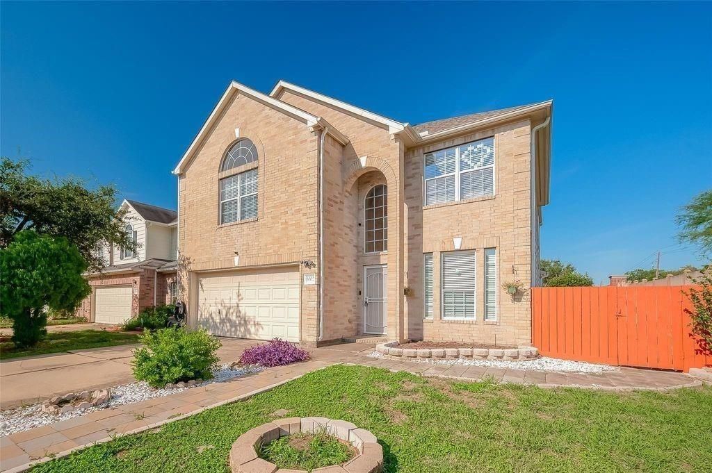 6302 Wellness Landing Lane, Houston, TX 77072