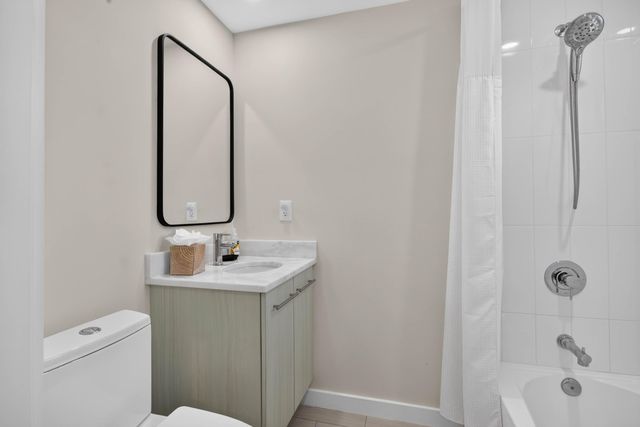 2681 NE 16TH Street, Pompano Beach, FL 33062