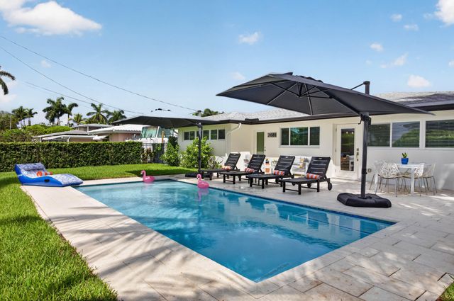 2681 NE 16TH Street, Pompano Beach, FL 33062
