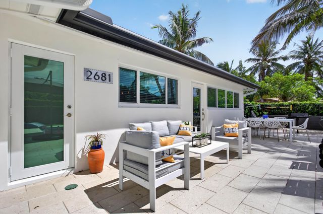 2681 NE 16TH Street, Pompano Beach, FL 33062