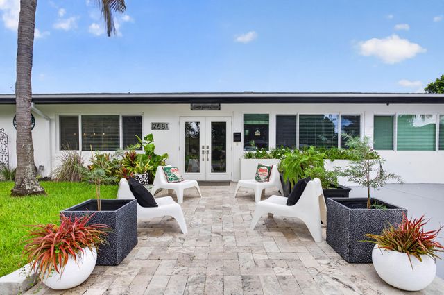 2681 NE 16TH Street, Pompano Beach, FL 33062