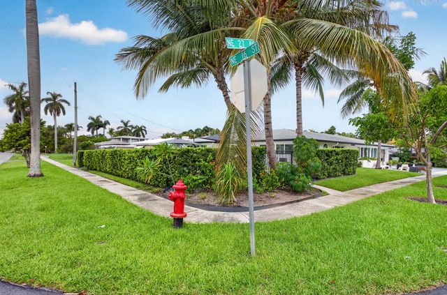 2681 NE 16TH Street, Pompano Beach, FL 33062