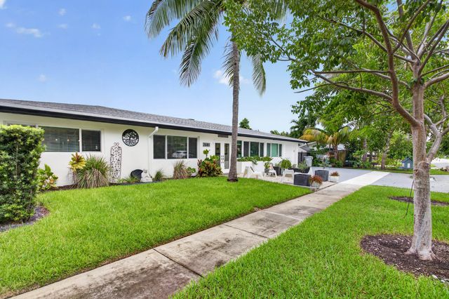 2681 NE 16TH Street, Pompano Beach, FL 33062