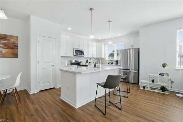 1728 Vankar Dr Ste 307, Virginia Beach, VA 23456