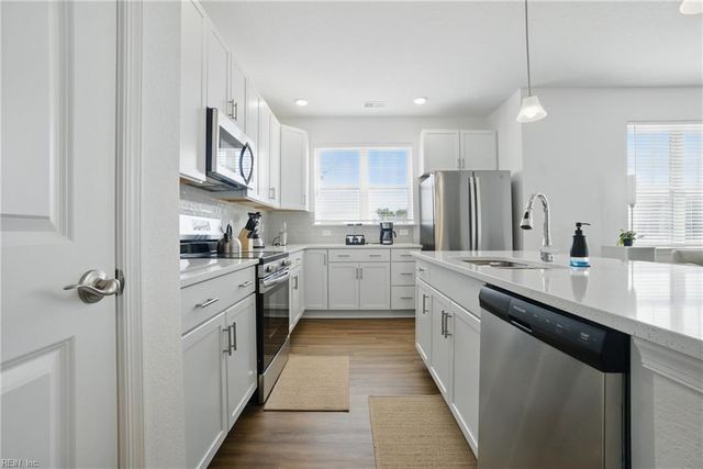 1728 Vankar Dr Ste 307, Virginia Beach, VA 23456