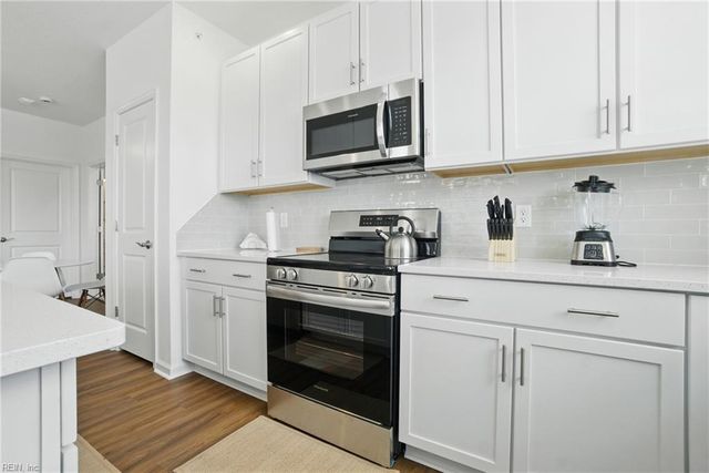 1728 Vankar Dr Ste 307, Virginia Beach, VA 23456