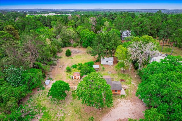 125 Chapel Hill DR, Bastrop, TX 78602