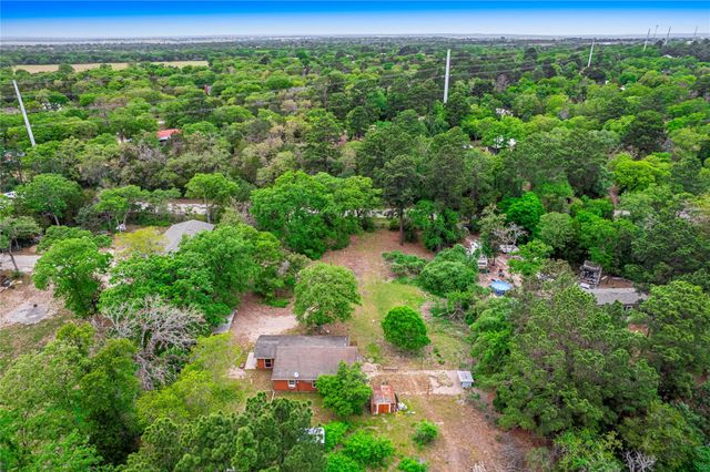 125 Chapel Hill DR, Bastrop, TX 78602