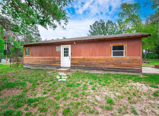 125 Chapel Hill DR, Bastrop, TX 78602