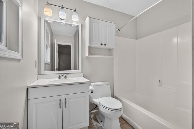 3681 Chestnut Lake Court, Jonesboro, GA 30236