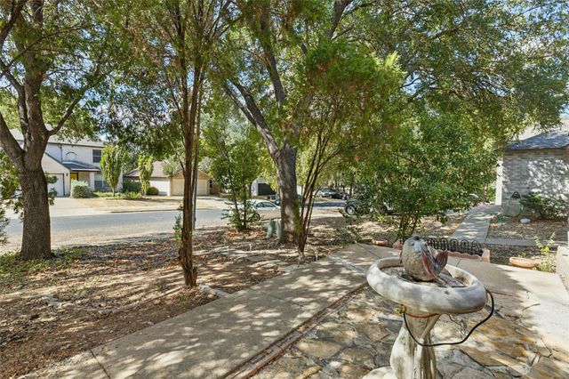 1614 Alazan CV, Round Rock, TX 78664