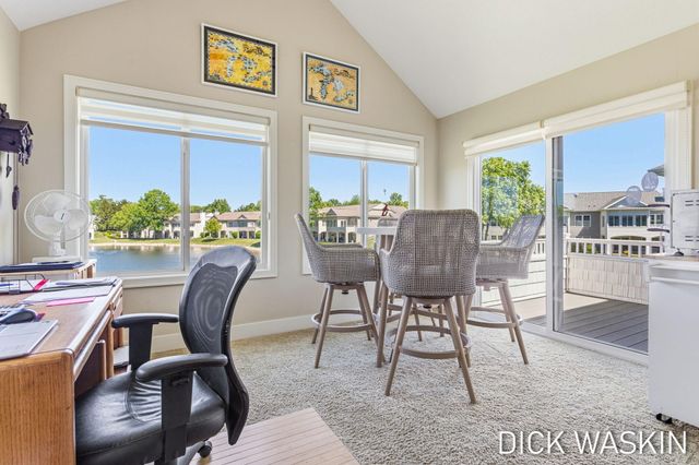 1276 Prestwick Drive, Holland, MI 49423