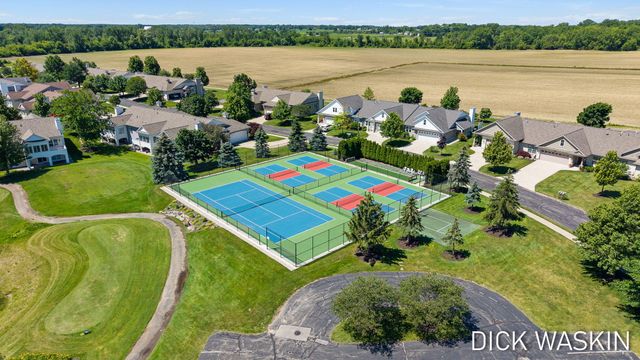 1276 Prestwick Drive, Holland, MI 49423