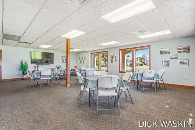 1276 Prestwick Drive, Holland, MI 49423