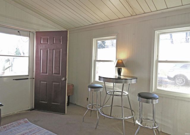 3634 E Conwell Drive, Monticello, IN 47960