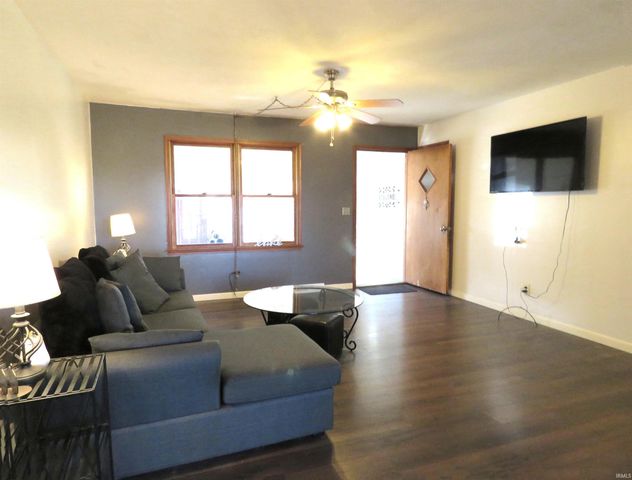 3634 E Conwell Drive, Monticello, IN 47960