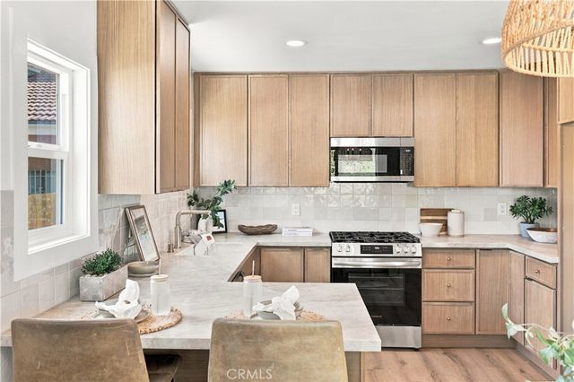 2326 Riverdale Avenue, Los Angeles, CA 90031