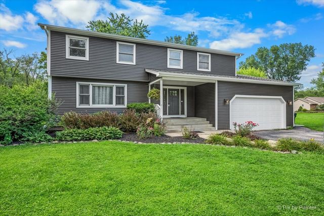 2711 Old Oak Drive, Mchenry, IL 60050