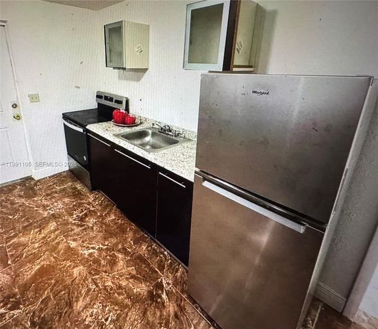 1086 NW 110th St 3, Miami, FL 33168