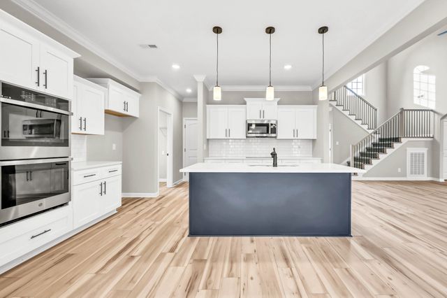 1177 Mourning Cloak Dr, Clarksville, TN 37043